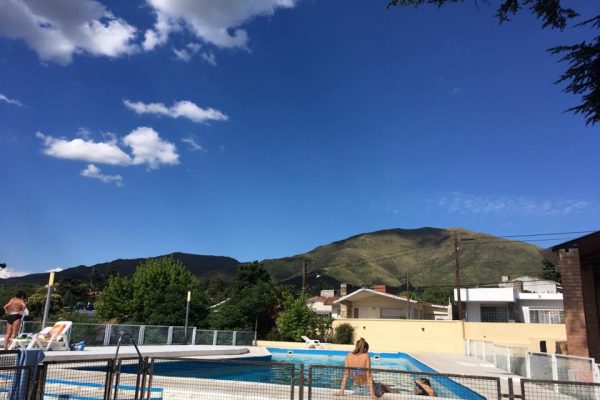 pileta y paisaje